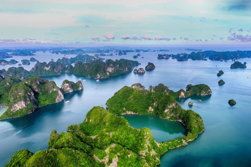 Ha Long Bay - Nature's work of art