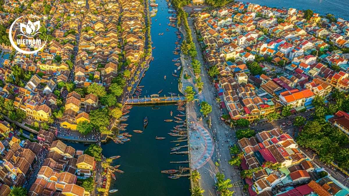 Explore Hoi An Ancient Town, get clothes tailored, relax by the beach, maybe a day trip to My Son Sanctuary. Explore Hoi An Ancient Town, get clothes tailored, relax by the beach, maybe a day trip to My Son Sanctuary.