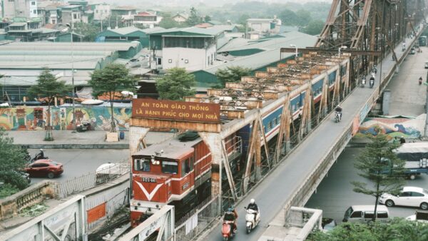 long bien bridge