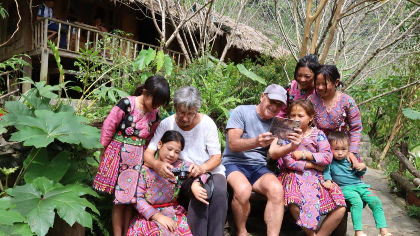 Tourists have many beautiful memories when coming to Mai Chau.