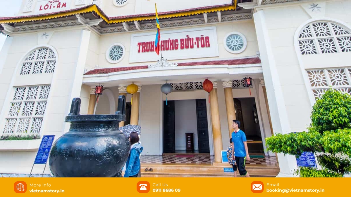 Da Nang Temples: A spiritual guide for Indian travelers 6 Located at the center of Da Nang City, Cao Dai Temple has long become one of the most popular tourist destinations in Central Vietnam.